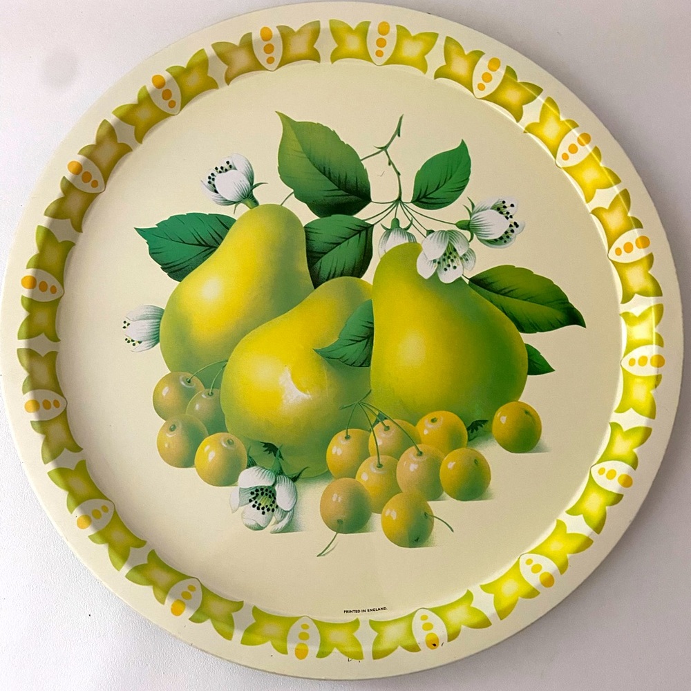 MTM Elite Metal Serving Trays Pears & Grapes 12” Round Vintage Made in England
